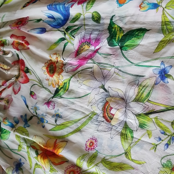 Johnny Was Fusion Floral-Print Cold-Shoulder Top - Picture 6 of 15